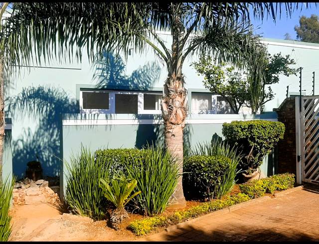3 BEDROOM HOUSE RENTED IN DALVIEW